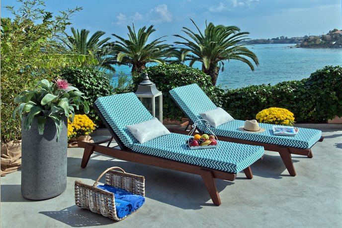 Calypso Villas