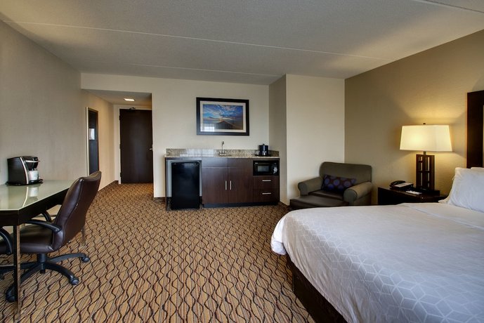Holiday Inn Express Baltimore BWI Airport West