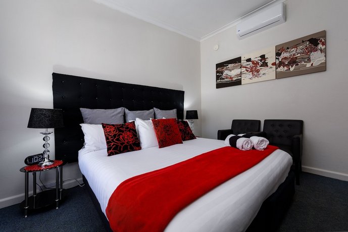 Bendigo Oval Motel