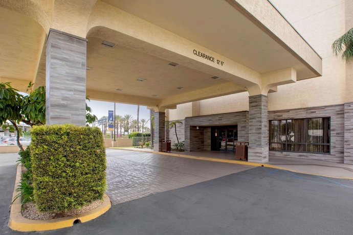 Comfort Inn & Suites Anaheim