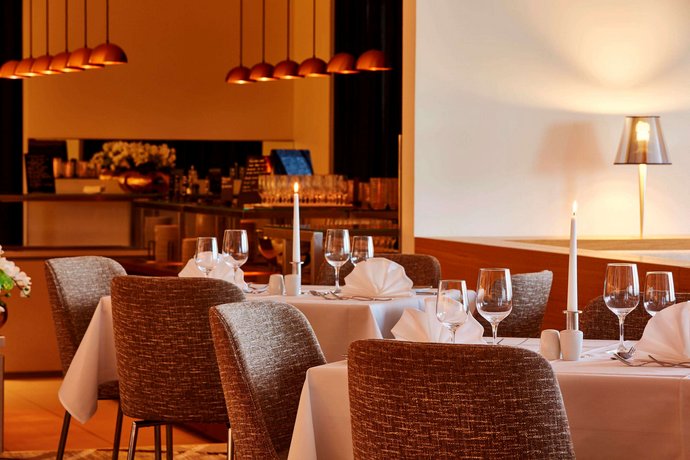 Bar_Restaurant