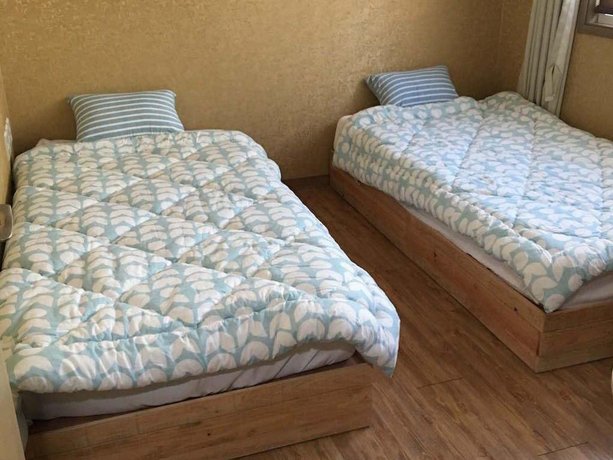 Sinsa Residence and Guesthouse