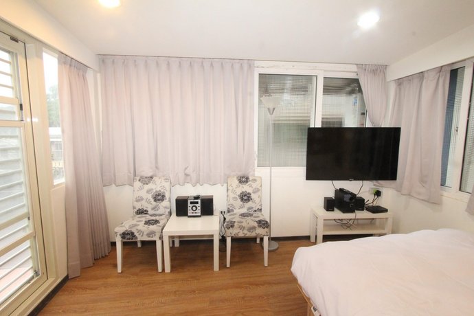 HF Keelung