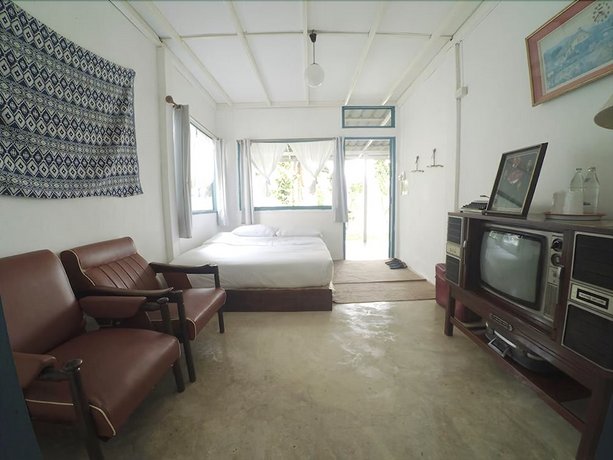 Ban Narai River Guesthouse