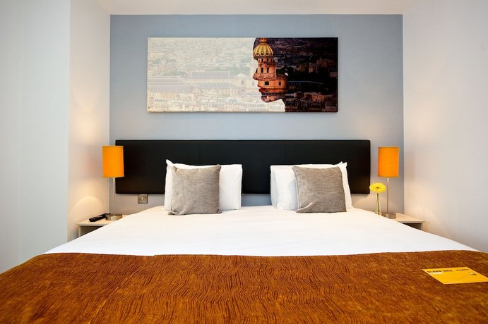 Staycity Aparthotels Deptford Bridge Station
