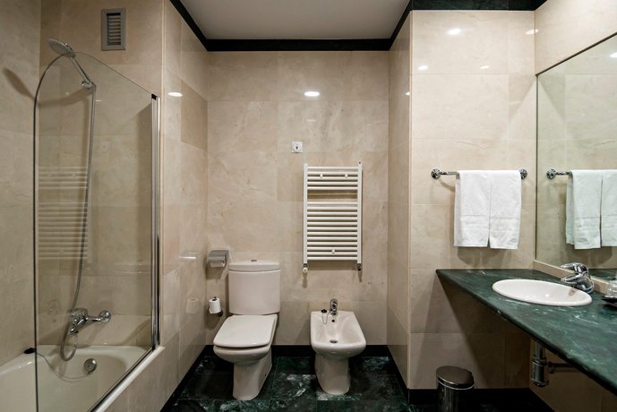 B&B Hotel Madrid Aeropuerto T4