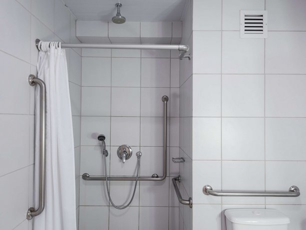 Ibis Larco Miraflores