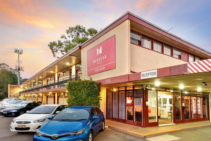 Photo: Red Star Hotel West Ryde