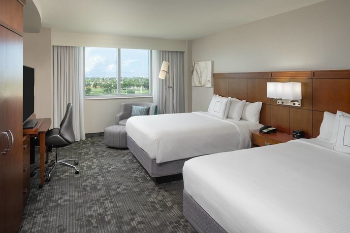 Courtyard by Marriott Miami Airport