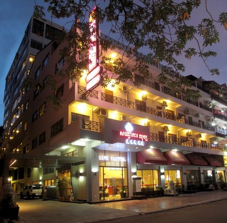Lux Riverside Hotel & Apartment