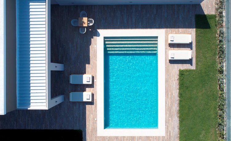 Pelagos Suites Hotel & Spa
