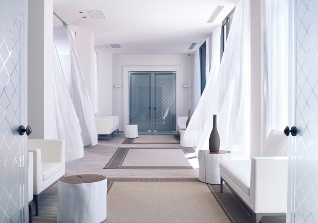 Pelagos Suites Hotel & Spa