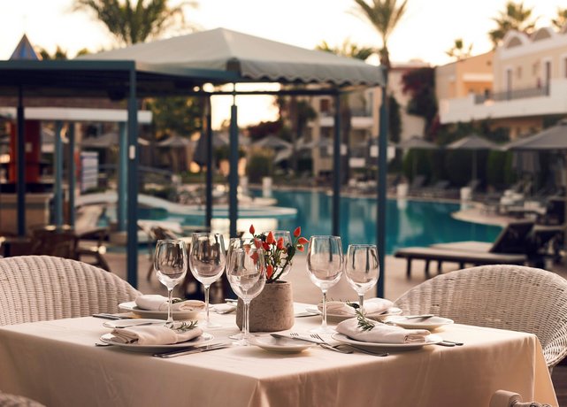 Pelagos Suites Hotel & Spa