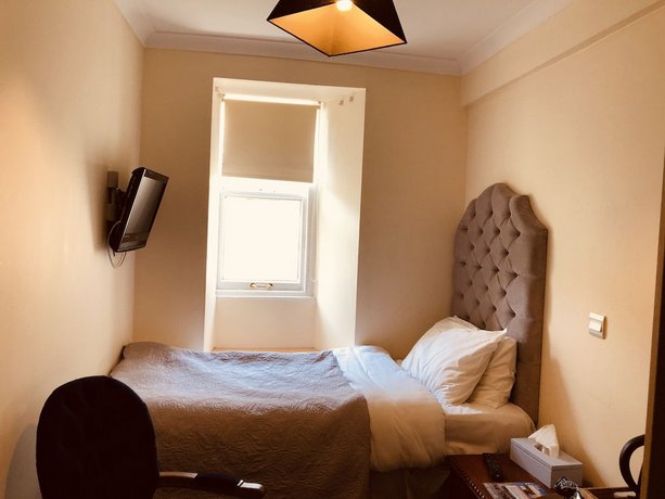 Allison House 17