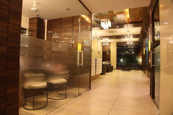 Le Grande Residency
