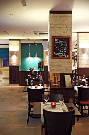 BonHotel