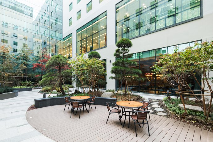 Orakai Cheonggyesan Hotel
