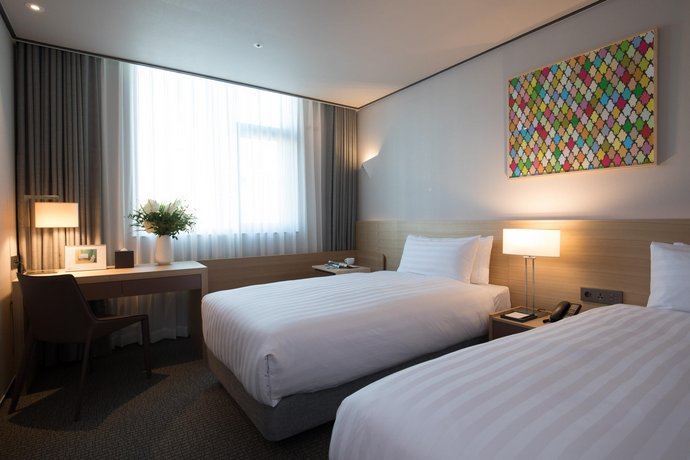 Orakai Cheonggyesan Hotel