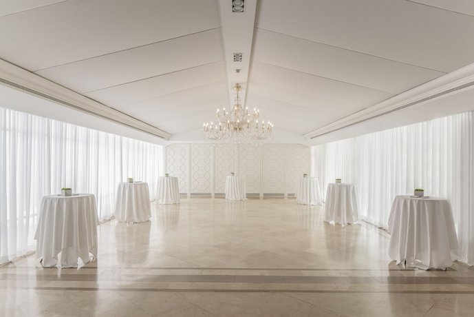 Conference_Room