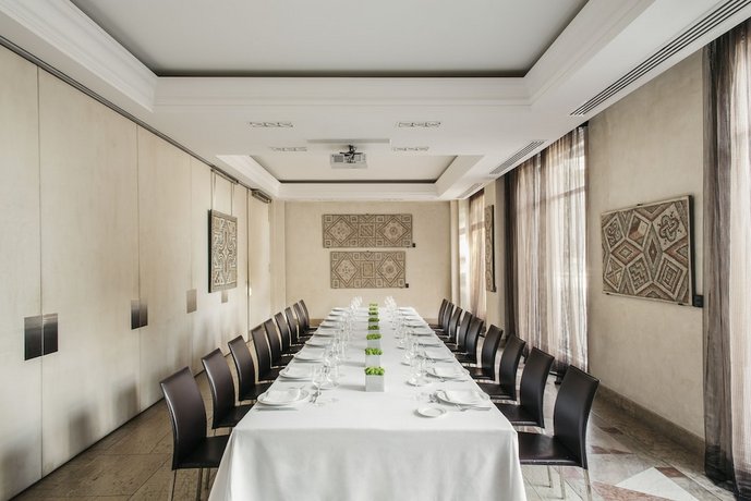 Conference_Room
