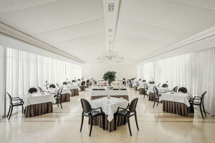 Conference_Room
