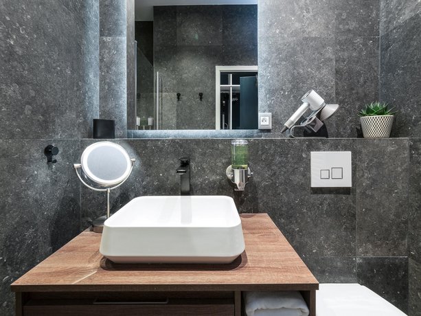 Exclusive Loft in Le Marais with AC