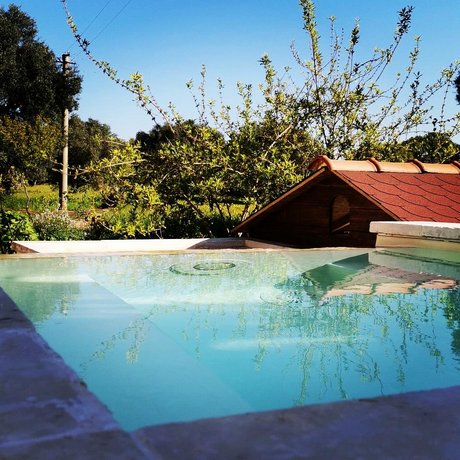 Trullo Madia With Shared Jacuzzi For A Memorable Stay In Nature And Relax