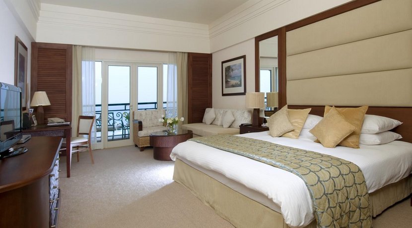 Danat Jebel Dhanna Resort