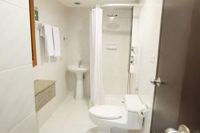 Omni Tower Sukhumvit Nana By Compass Hospitality