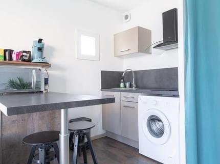 Studio tout equipe + parking grenoble