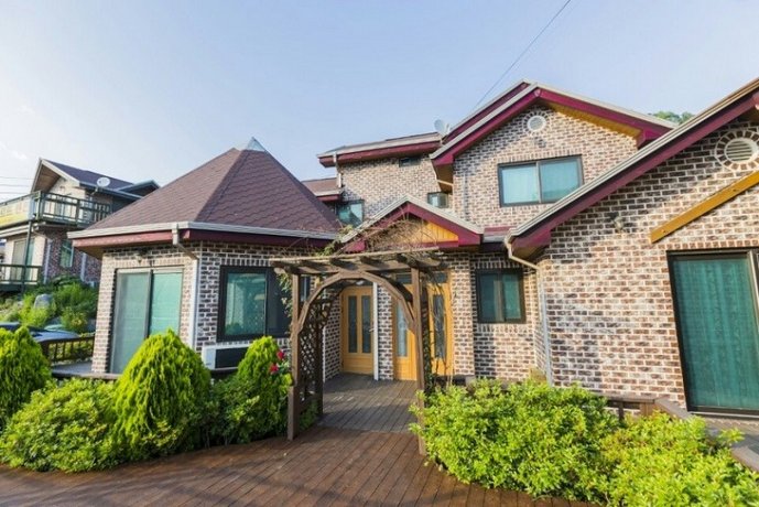 Gapyeong Sunrise Forest Pension