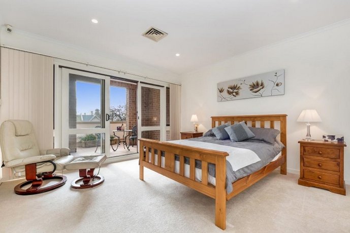 Photo: Adelaide Style Accommodation-Close to City-3 Bedroom Townhouse