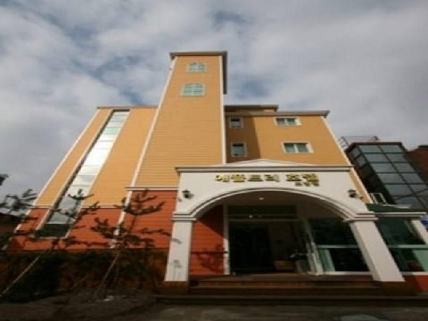 Apple Tree Hotel Pohang Sunrin University South Korea thumbnail