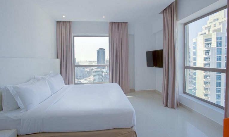 Ramada Hotel and Suites by Wyndham Dubai JBR