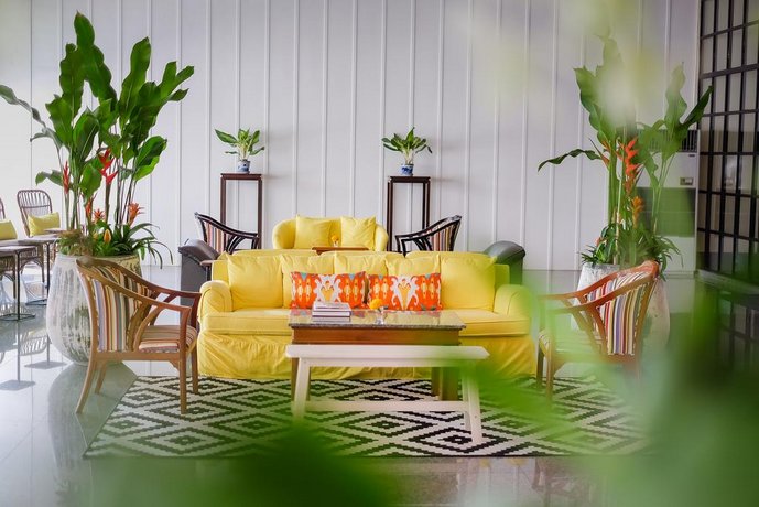 La Mai Hotel