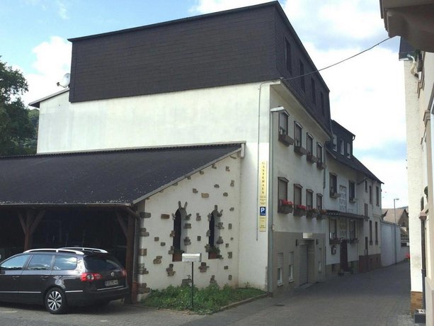 Altes Haus Rudesheim Am Rhein Compare Deals