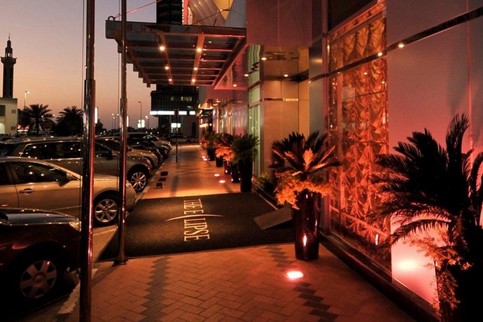 The Eclipse Boutique Suites Al Markaziyah United Arab Emirates thumbnail