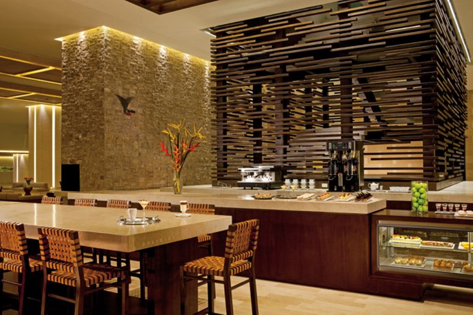 Bar_Restaurant