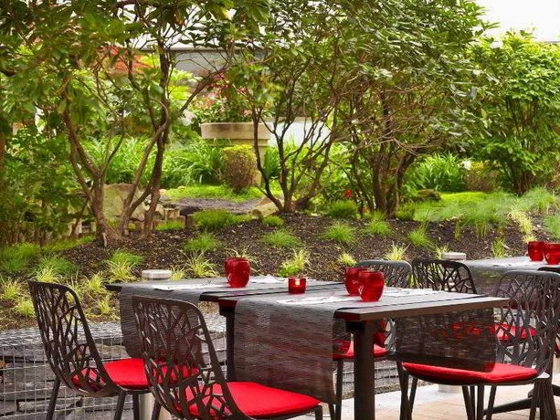 Bar_Restaurant