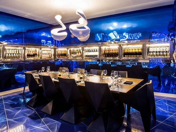 Bar_Restaurant