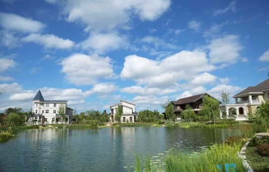 Grand New Century Hotel Zhejiang Radio & TV