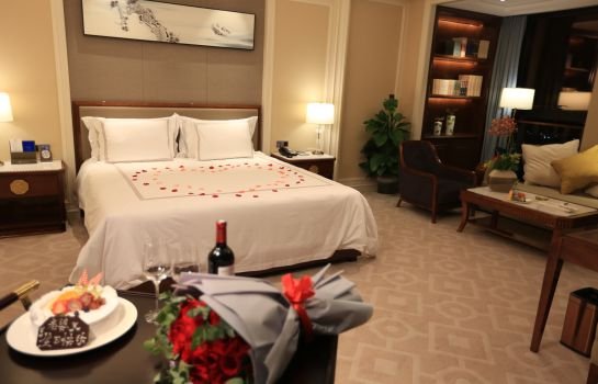 Grand New Century Hotel Zhejiang Radio & TV