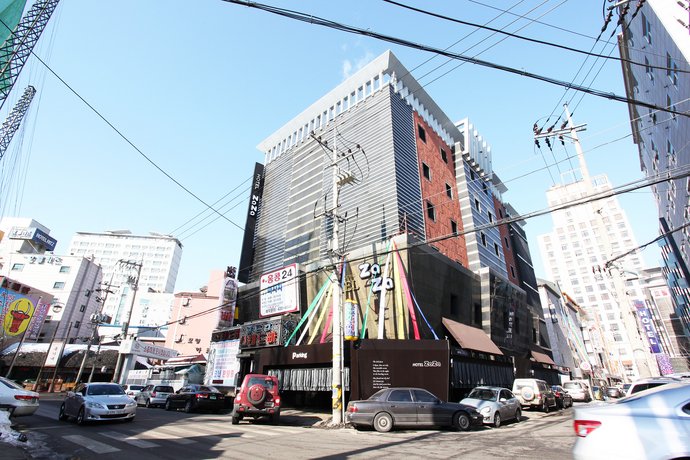 ZaZa Hotel Jamsil Mongchontoseong Fortress South Korea thumbnail