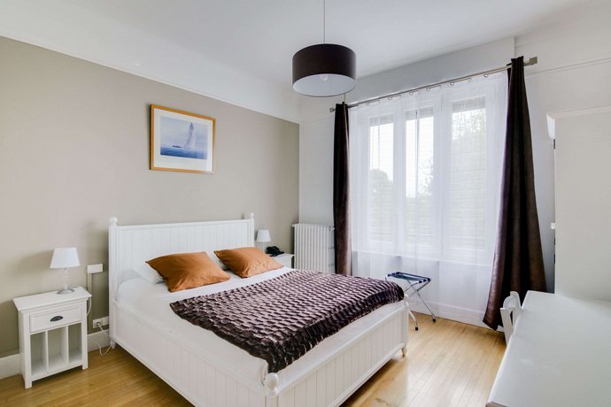 Brit Hotel Privilege Le Royal - Centre Gare