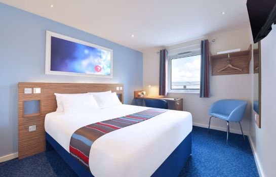 Travelodge Swansea Central Hotel