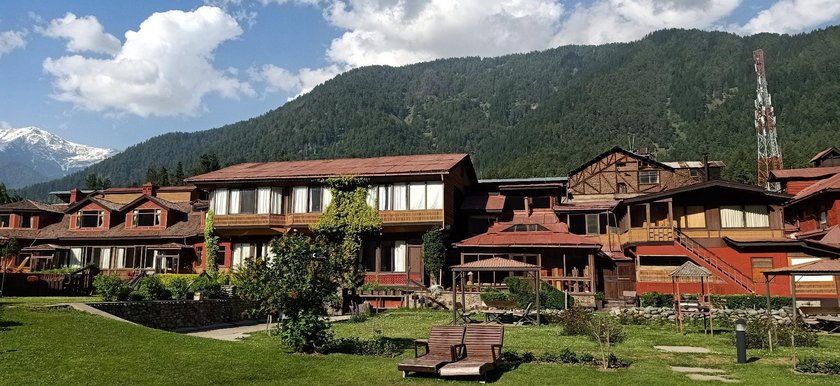 Pahalgam Hotel