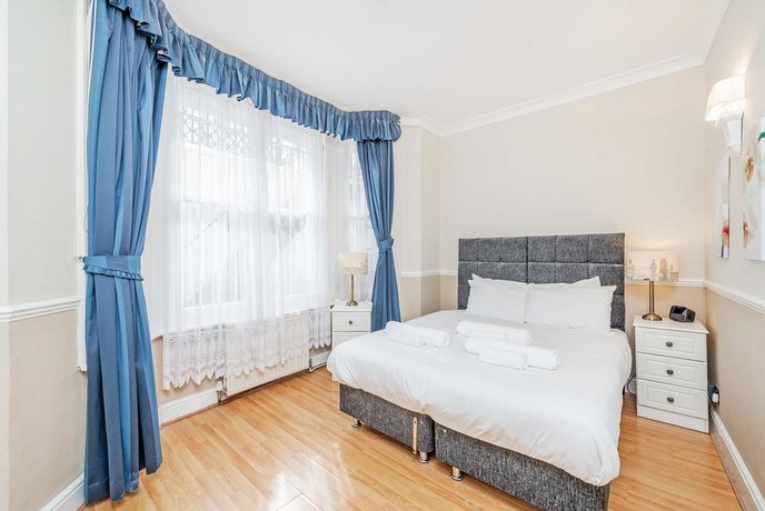 Castletown House Apartments