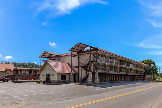 Econo Lodge Pigeon Forge Tennessee