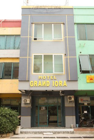 Hotel Grand Iora By Myhome Hospitality 미트라 클루아르가 호스피탈 웨스트 베카시 Indonesia thumbnail
