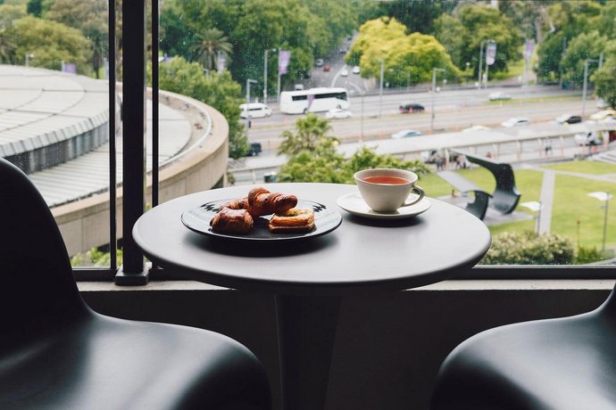 Quay West Suites Melbourne